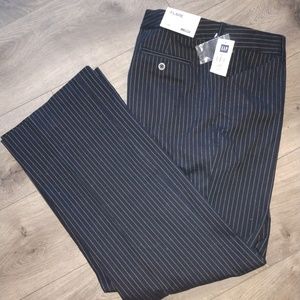 Gap Stretch Modern Fit Flare Pants